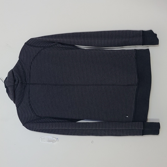 Lululemon In A Cinch Cowl Neck Pullover Reversible Long Sleeves Size 6 - Picture 6 of 9